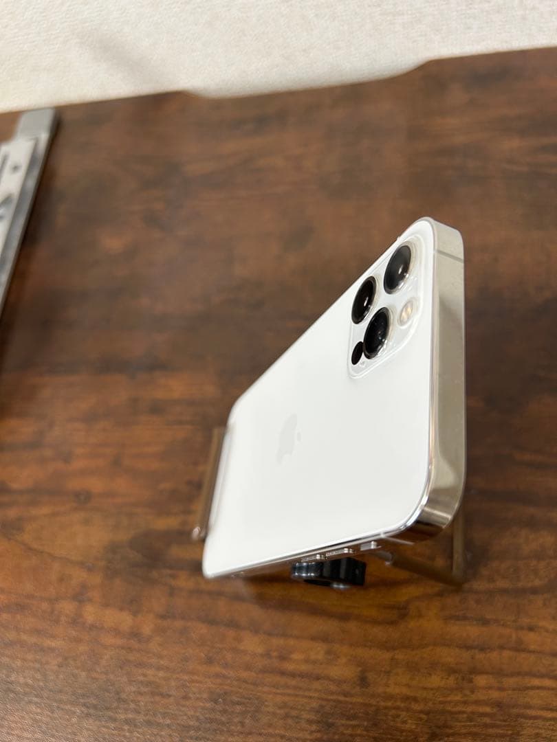 iPhone 12pro 256gb ホワイト SIMフリー★おまけ付き★