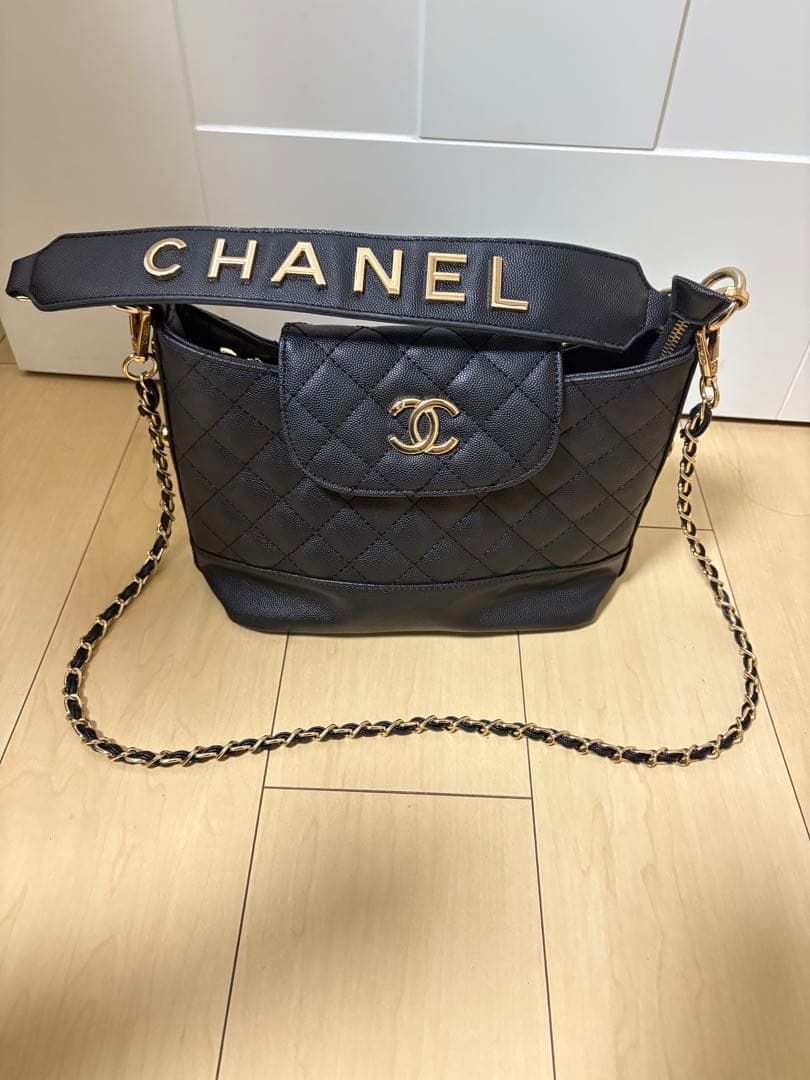 CHANEL シャネル　キルティングショルダーバッグ　ノベルティ
