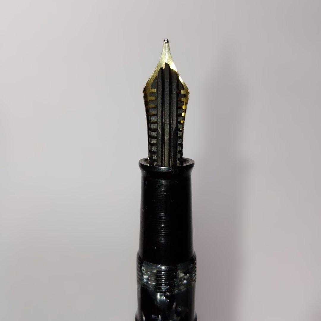 【加藤製作所】セルロイド 万年筆 マーブル ブラック