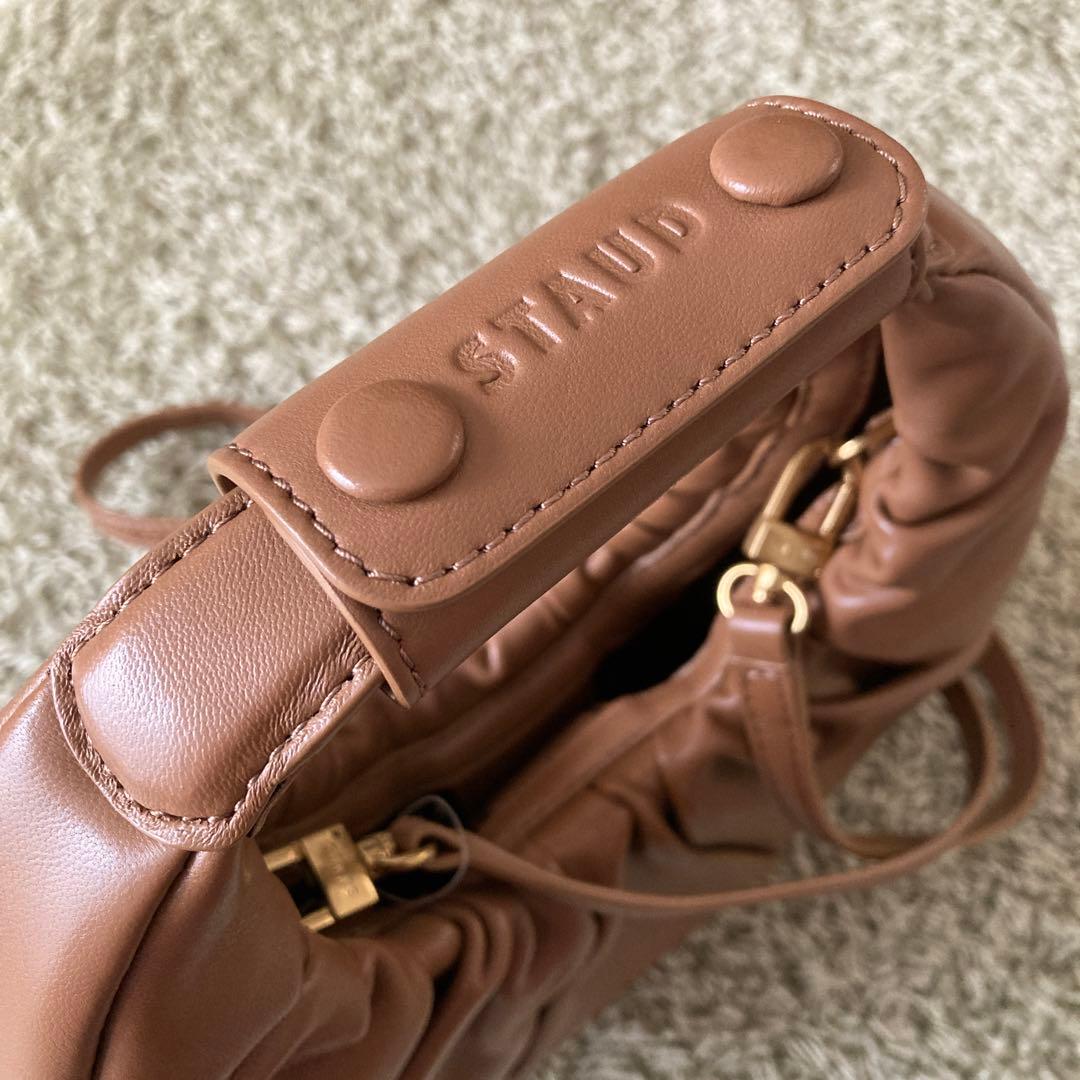 な*ん様 ドゥーズィエムクラス　ムーンバッグ　スタウド