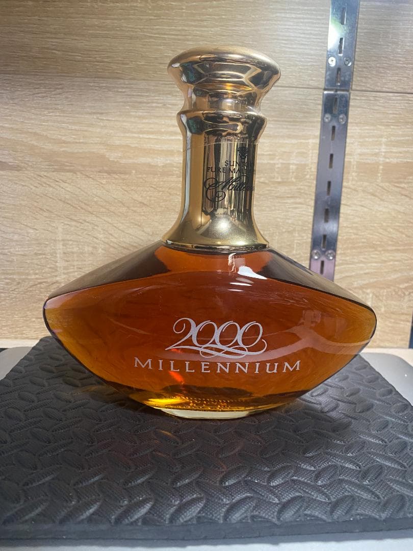未開栓 SUNTORY ピュアモルトウイスキー ミレニアム 2000 43% fit=scale-down,w=1200