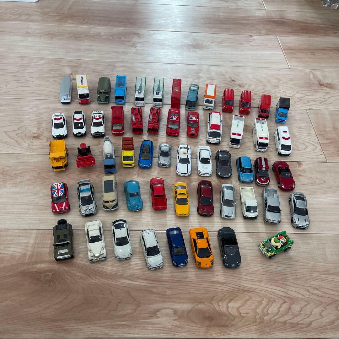 ミニカー約120台セット（トラック含む）