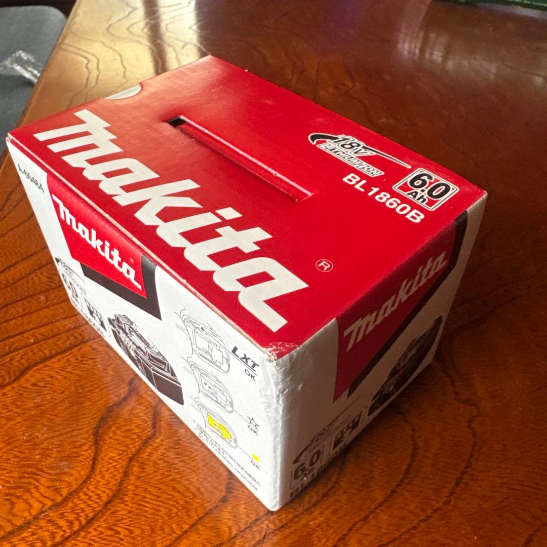 ［もっちんさん専用］マキタ　保冷温庫　CW003G +バッテリーBL1860B