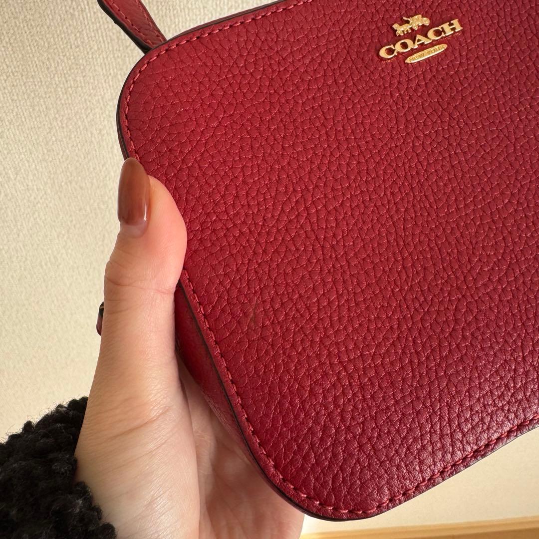 COACH レッド ショルダーバッグ