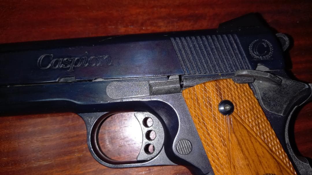 B.W.C　キャスピアン・カスタム 45ACP