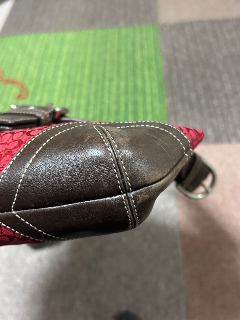 COACH シグネチャー ショルダーバッグ 保存袋付 中型