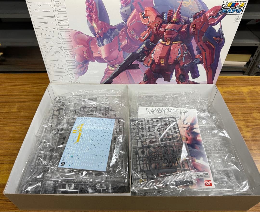 ガンダムEXPO限定 MG サザビー ver.ka メカニカルクリア 未組立
