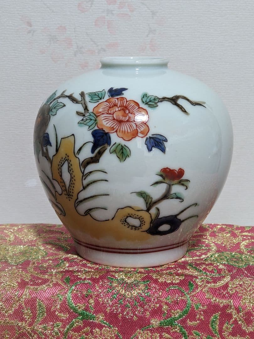 ♦11代酒井田柿右衛門 岩牡丹文様壺小壺 明治時代〜大正時代 古美術骨董品