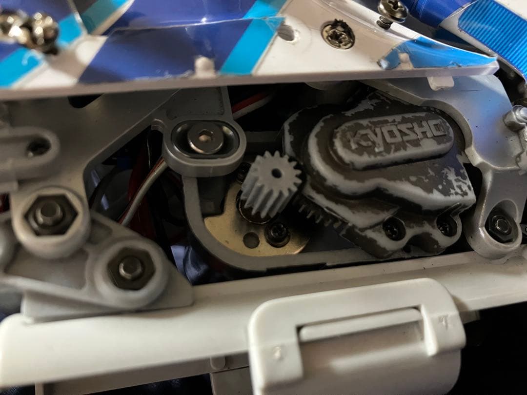 KYOSHO RGV-T 1/8スケール ハングオンレーサー