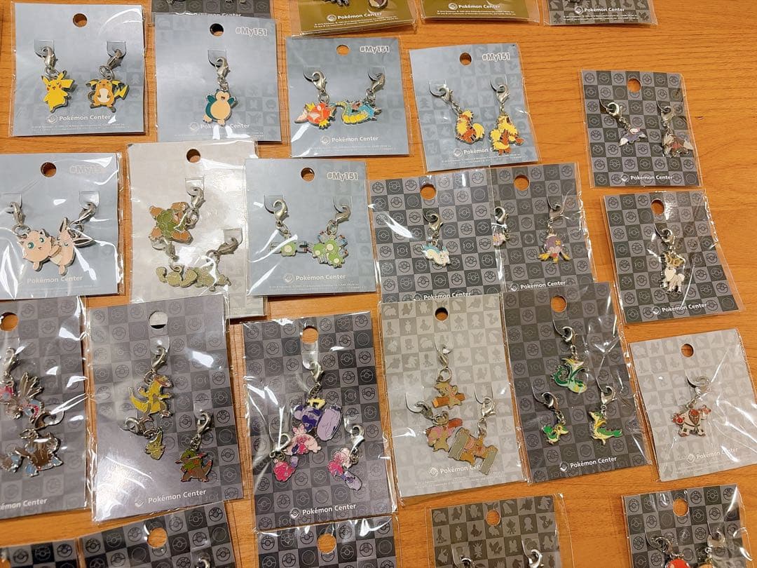 ポケモン全国図鑑　メタルチャーム　大量セットまとめ売り　未開封