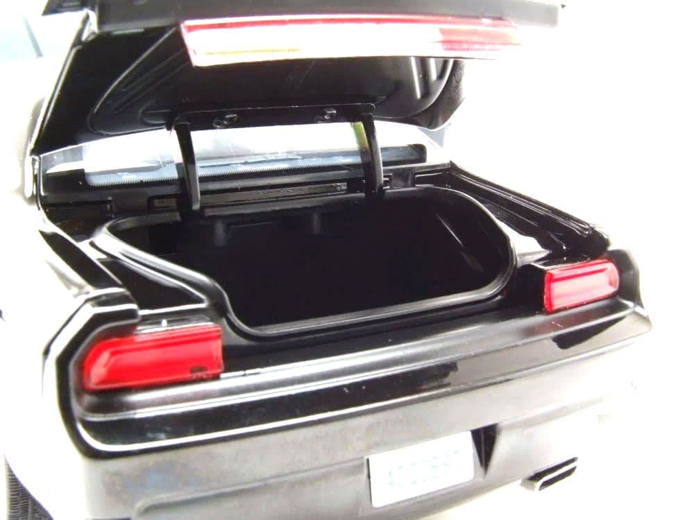 ハイウェイ61　NCIS ロスアンゼルス　2009 ダッジ・チャレンジャー