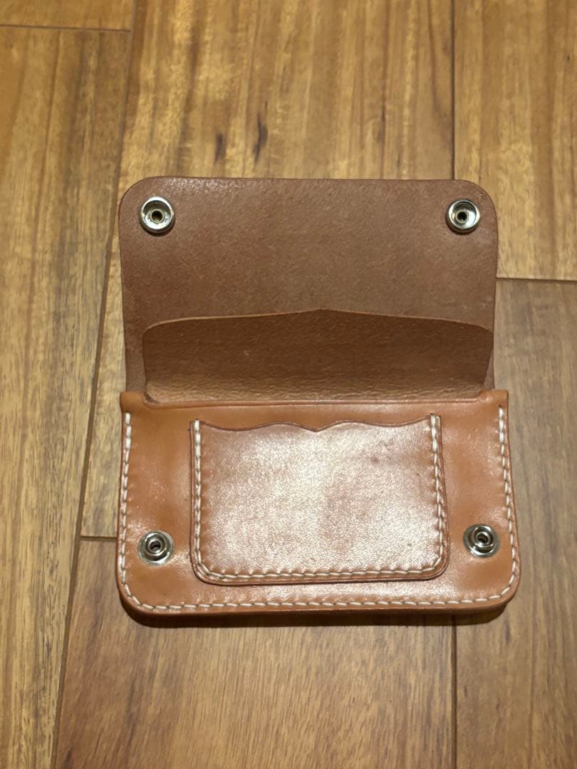 総手縫　ヌメ革　ショートトラッカーウォレット