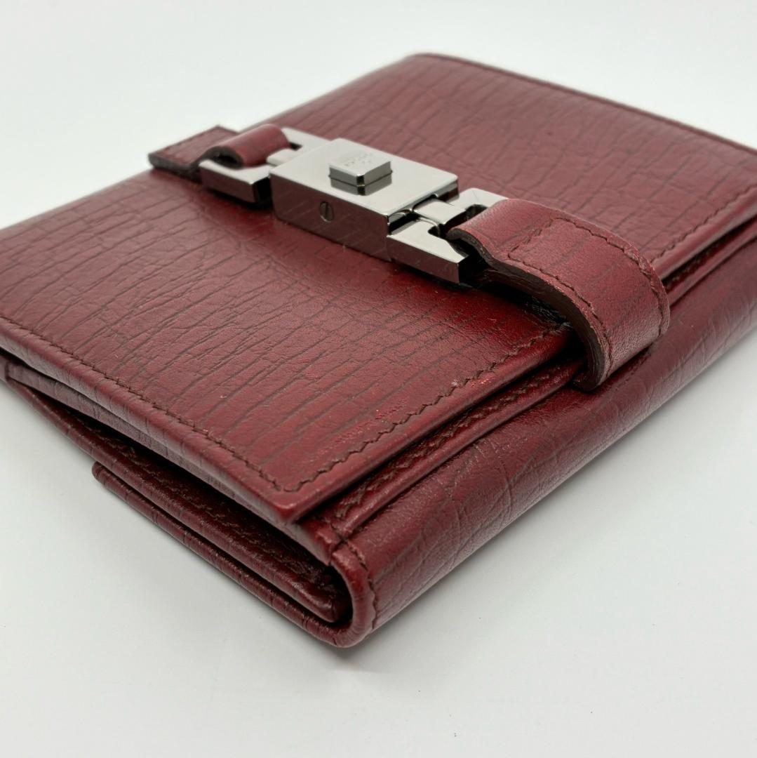 GUCCI グッチ 赤 レッド レザー 二つ折り財布 A1348A1