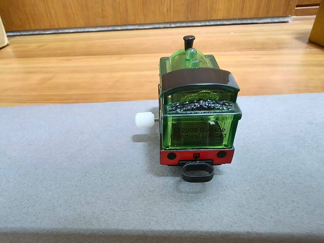 トーマス プラレール 車両6台と車両基地のセット トーマス プラレール