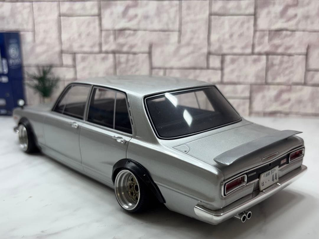 1/18 サムライ　ハコスカ4dr GTR オバフェンMK-Ⅲ深リムカスタム