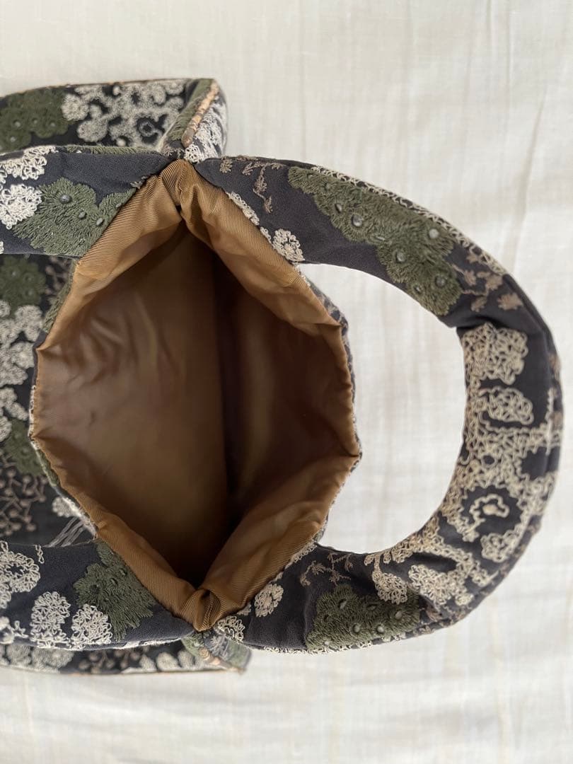 1/22本日まで　ミナペルホネン エッグバッグ　happy camouflage