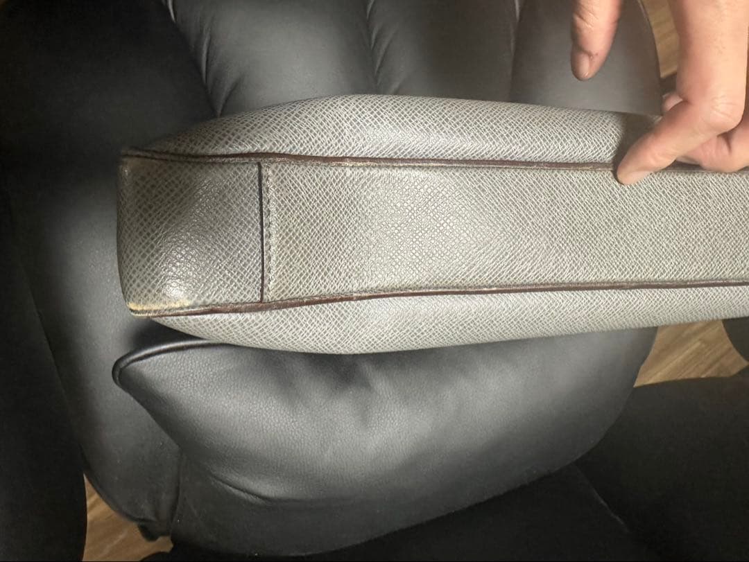 m*a様 Louis Vuitton グレー ビジネスバッグ