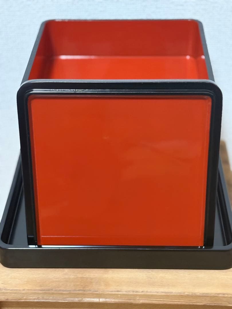 越前漆器 3段重箱 山久漆工　台付き　箱付き　レトロ　年代物　金箔装飾　おせち