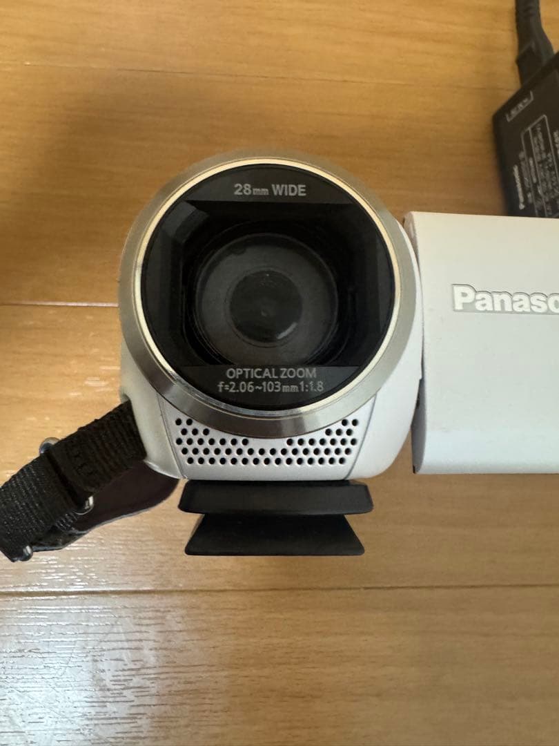 Panasonic パナソニック　ビデオカメラ　HC-V360M