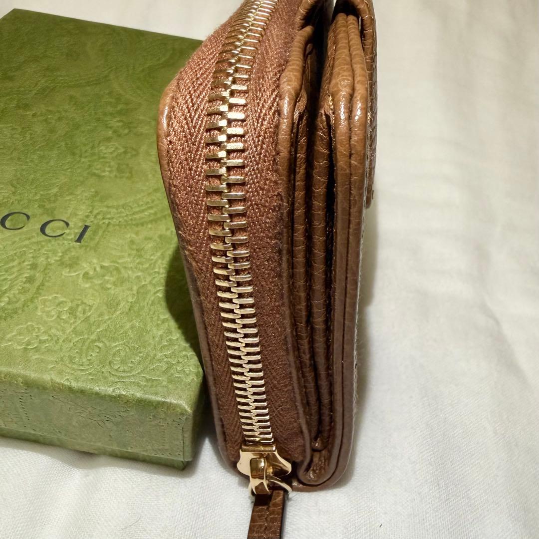 【美品】GUCCI　二つ折り財布　箱あり　ブラウン