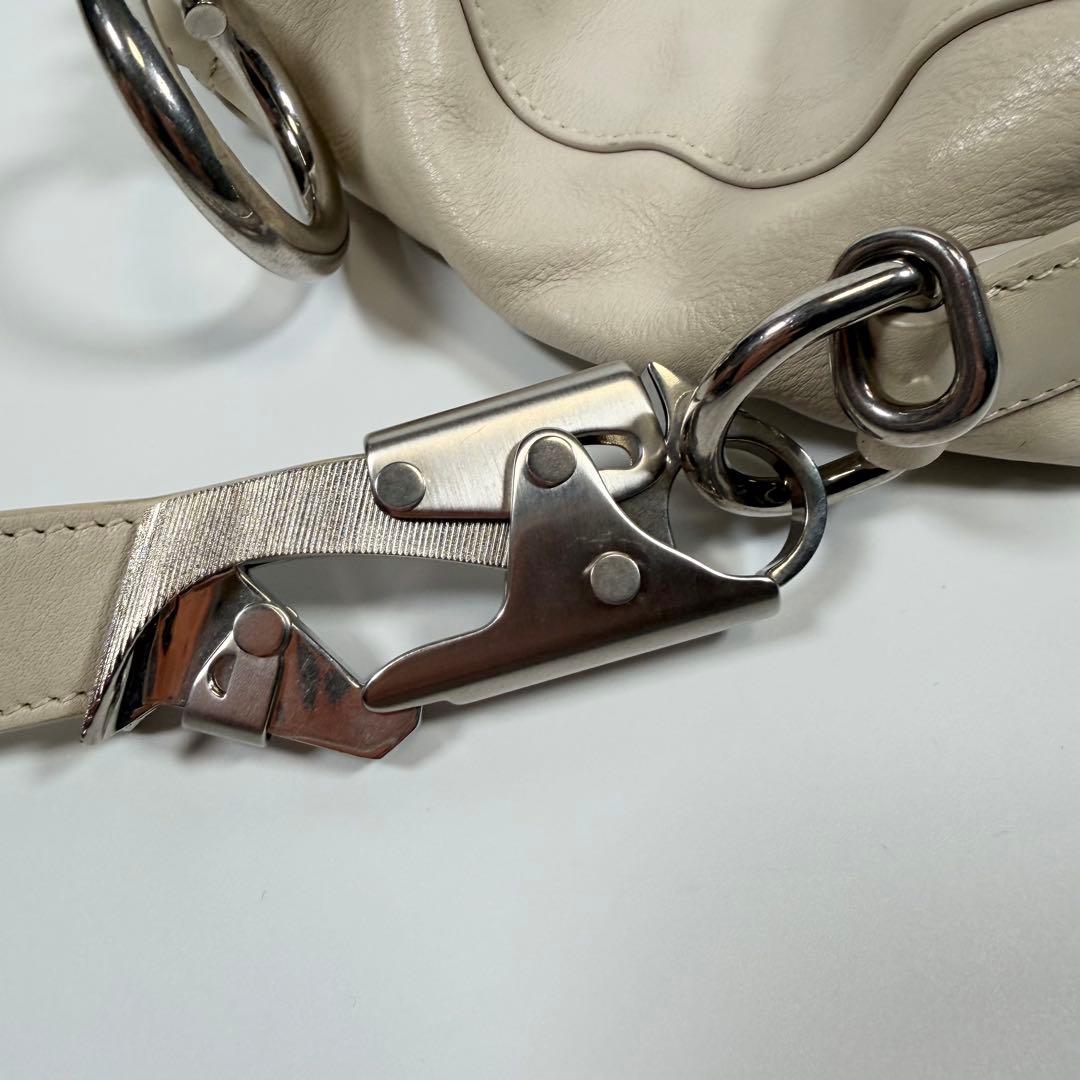 【美品】【現行】バーバリー　ショルダーバッグ　スモールナイトバッグ　アイボリー