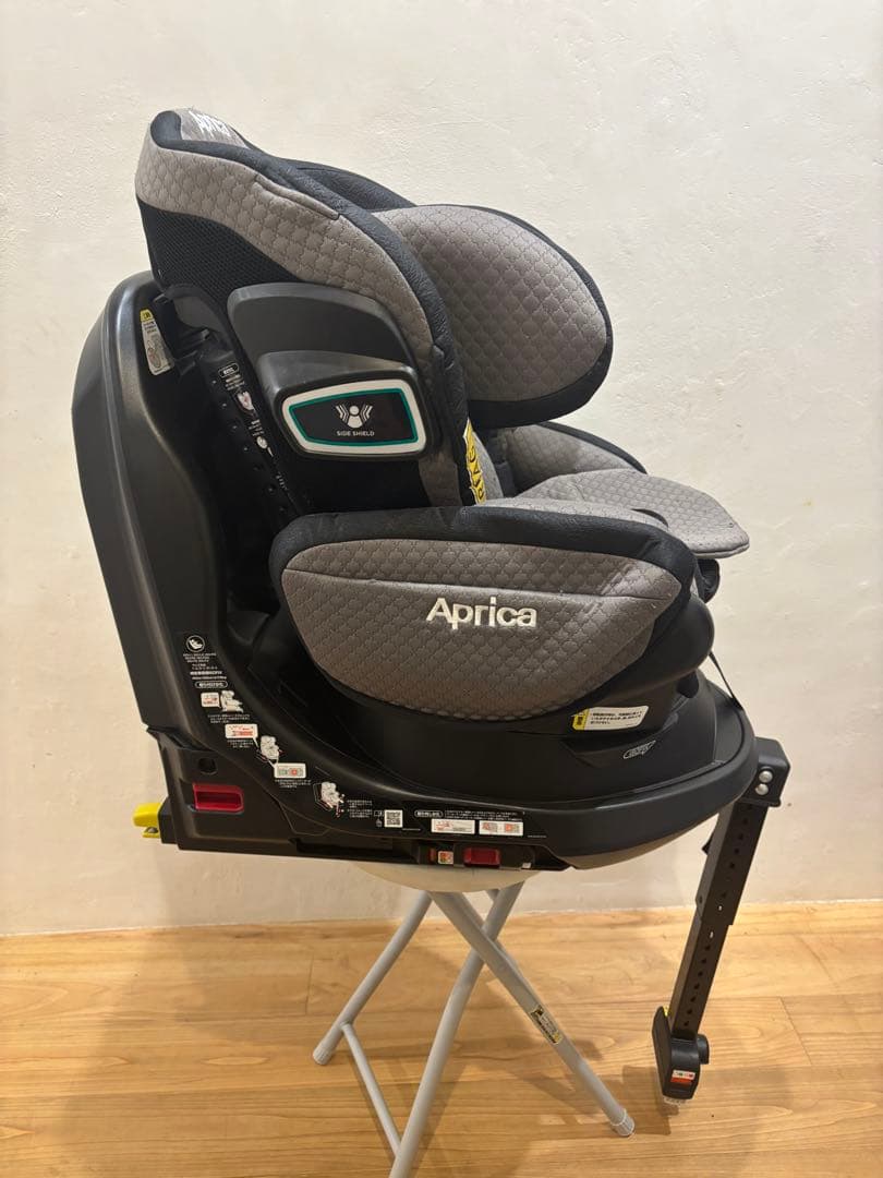 Aprica フラディア グロウ isofix 360° セーフティ プレミアム