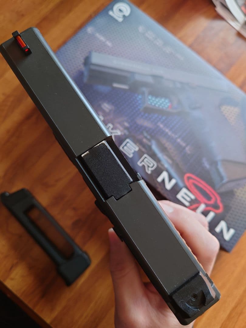 Carbon8 STRIKERNEUN CO2ガスガン