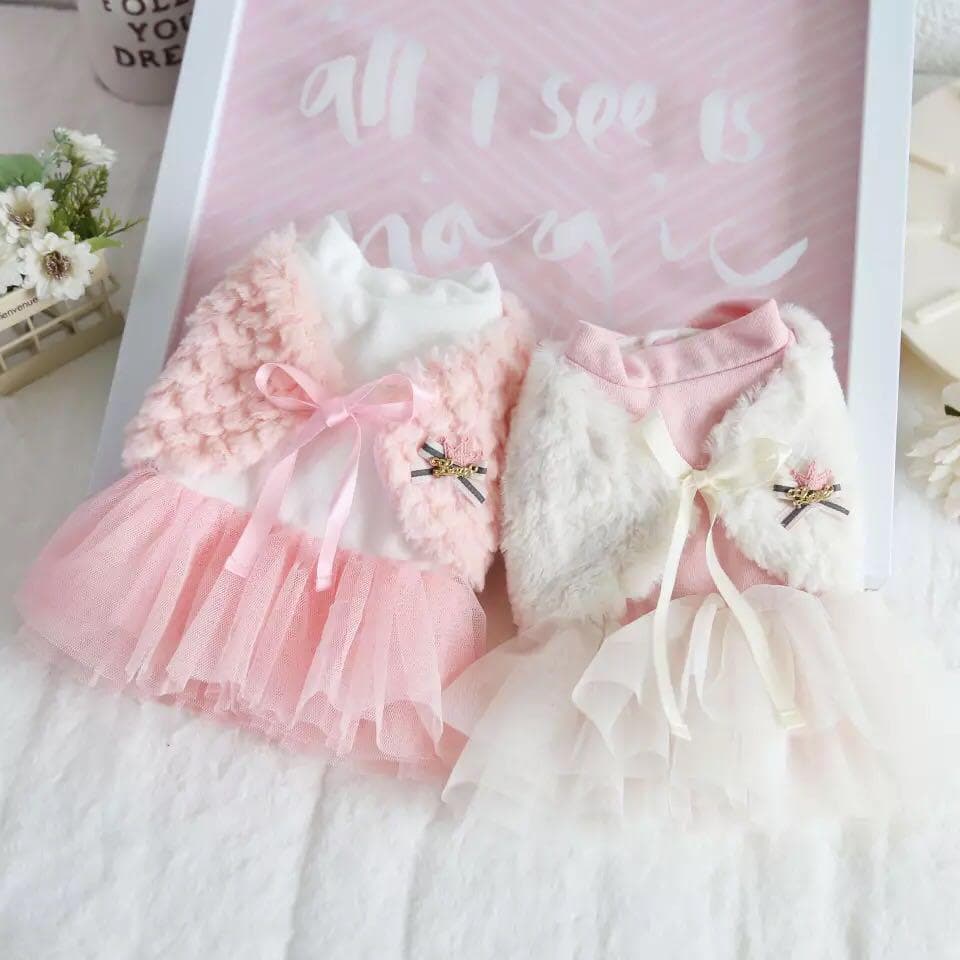 【値下げ】0230-2犬服ワンちゃん服冬服 かわいいフリルワンピース王冠飾り 値下げ】0230-2犬服ワンちゃん服冬服 かわいいフリルワンピース王冠