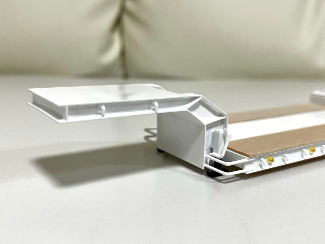 1/50 3軸低床トレーラー自動あゆみ　ケンクラフト プロフィア 用　重機　建機