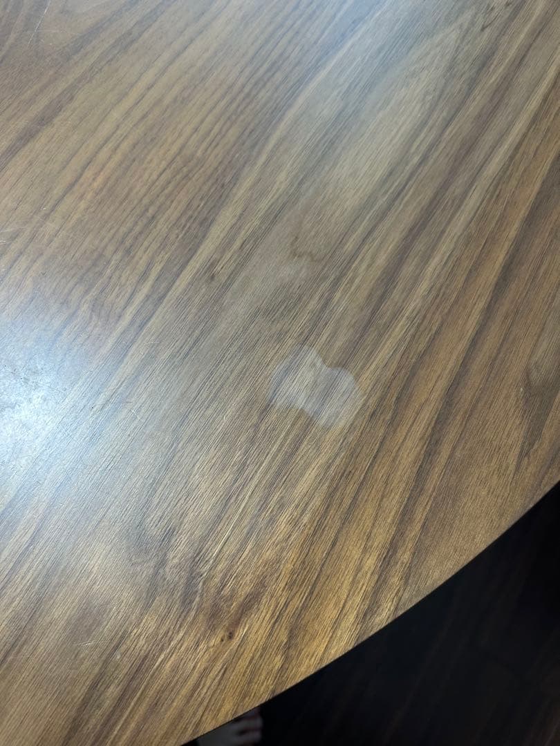 ニトリ　リビングダイニングテーブル（リラックスワイド110円形WN）