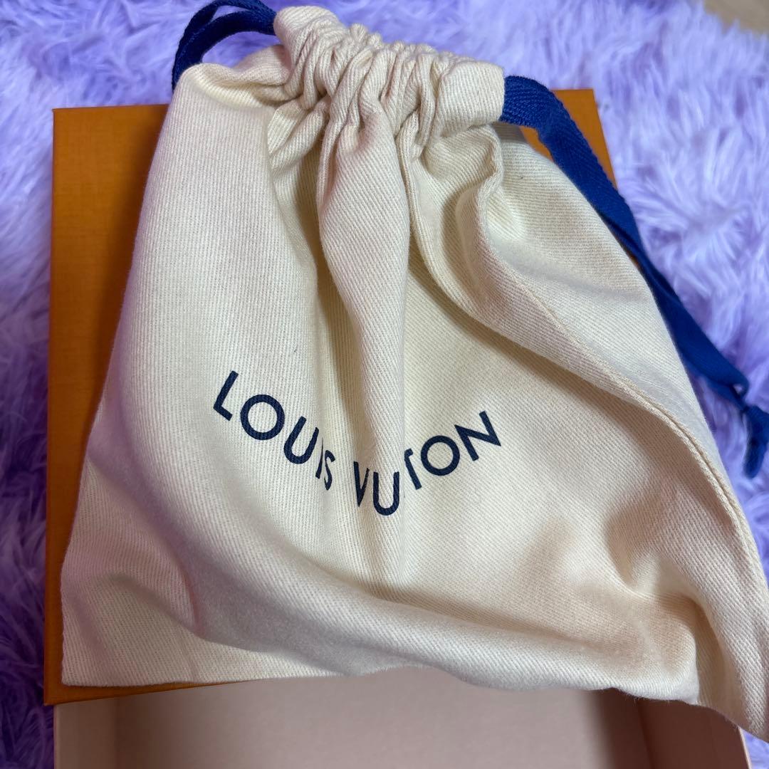 新品VUITTONマルチカラーヘッドバンド　ヘアバンド　カチューシャ