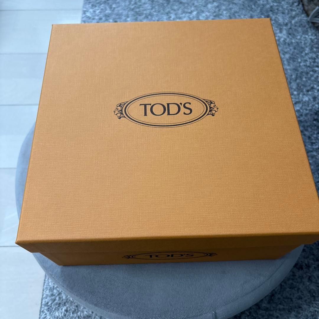 トッズ　バッグ　マイクロ　ストラップ付き