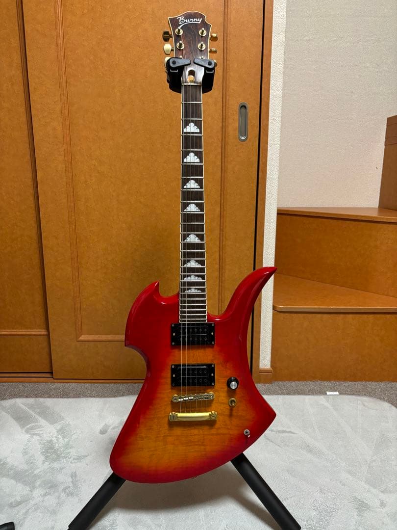 burny モッキンバード チェリーサンバースト MG85X フェルナンデス