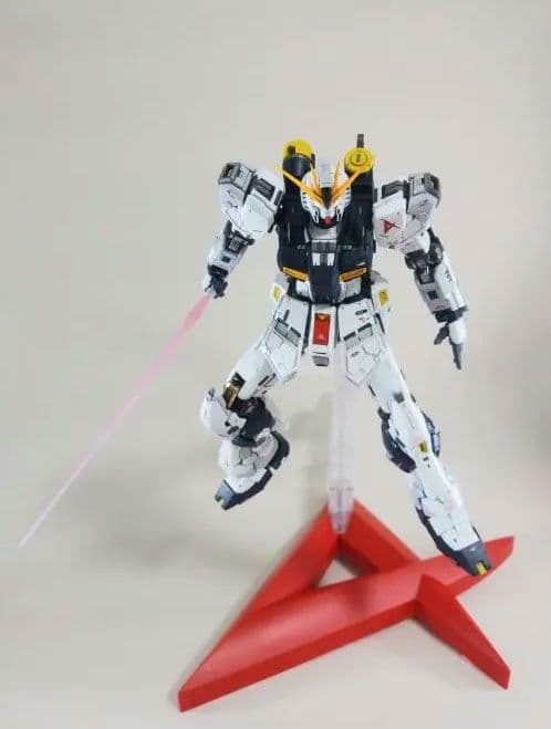 完成品 RG νガンダム 塗装 改修 改造 ダブルフィンファンネル拡張