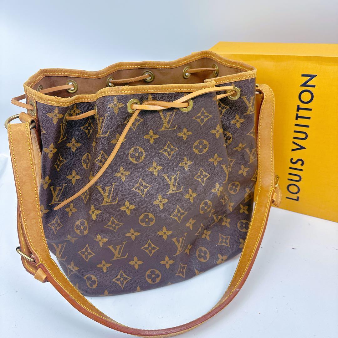 ルイヴィトン　モノグラム　巾着　ショルダーバッグ　プチノエ