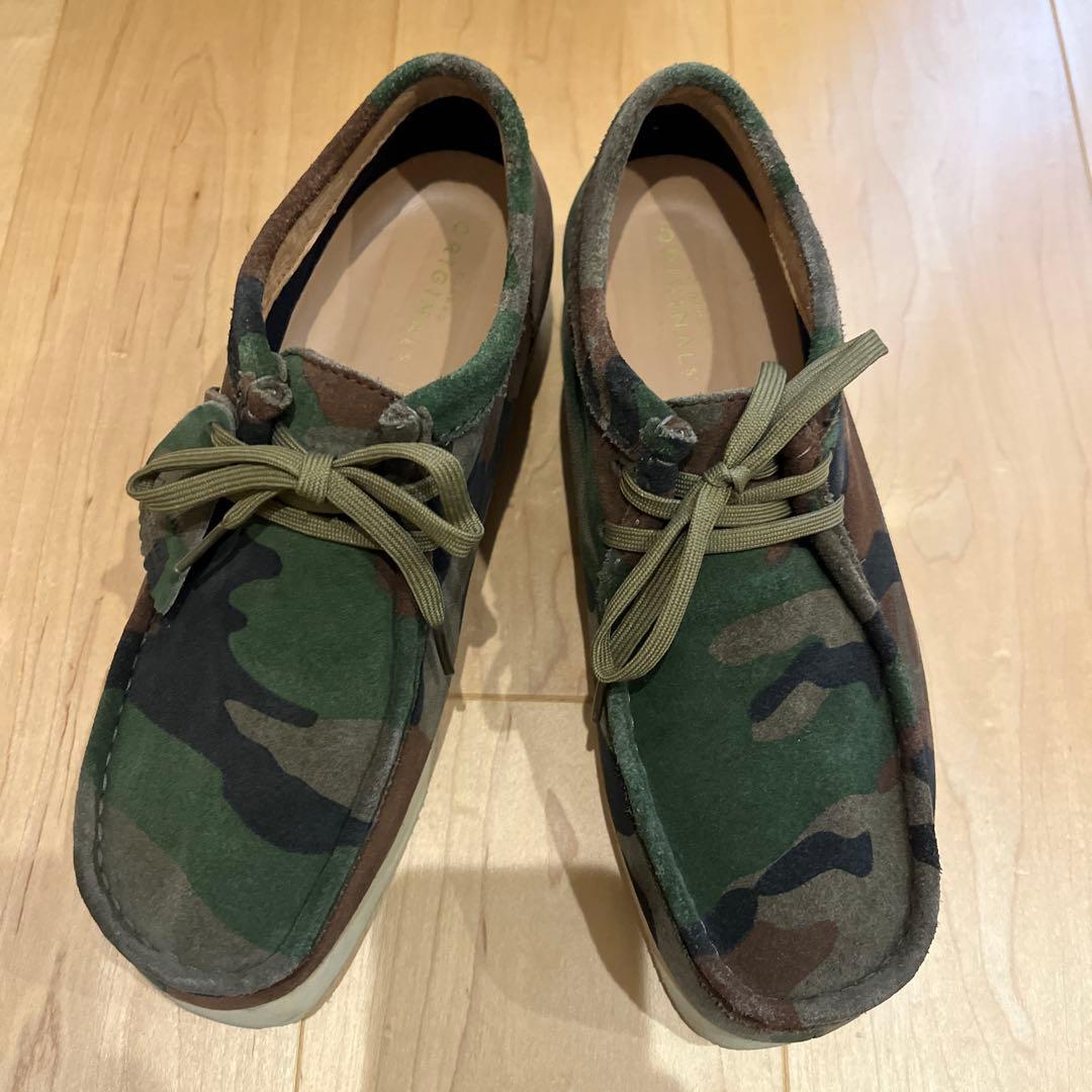 靴 Supreme Clarks GORE-TEX Wallabee