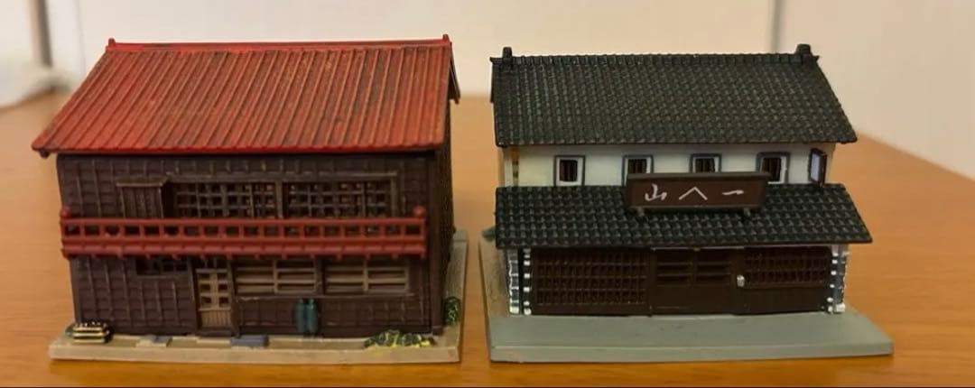 ジオコレ建物11個セット　車両倉庫　狭小住宅　小料理屋他