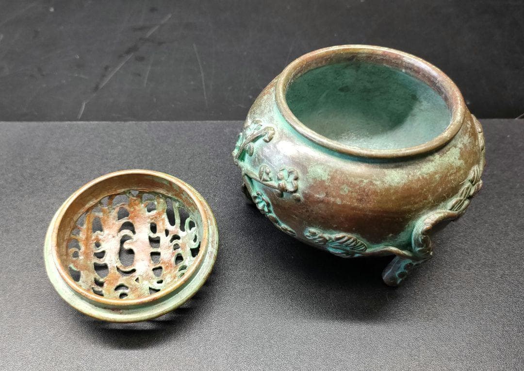 高岡銅器 香炉 須賀月芳 造 蝋型鋳銅 三友文香炉 松竹梅紋様