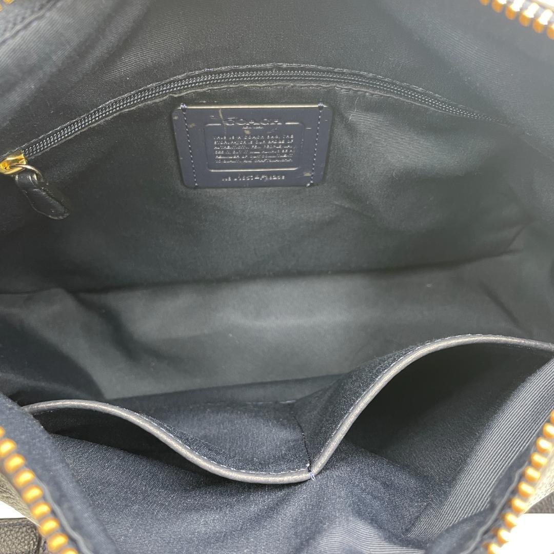 良品 COACH ショルダーバッグ レザー ブラック ホーボー 斜め掛け