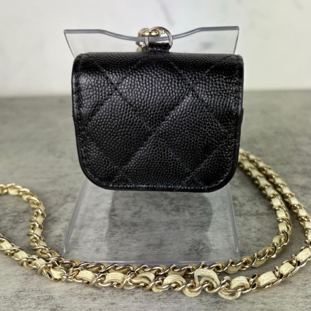 CHANEL マトラッセ　キャビアスキン　AirPods イヤホンケース