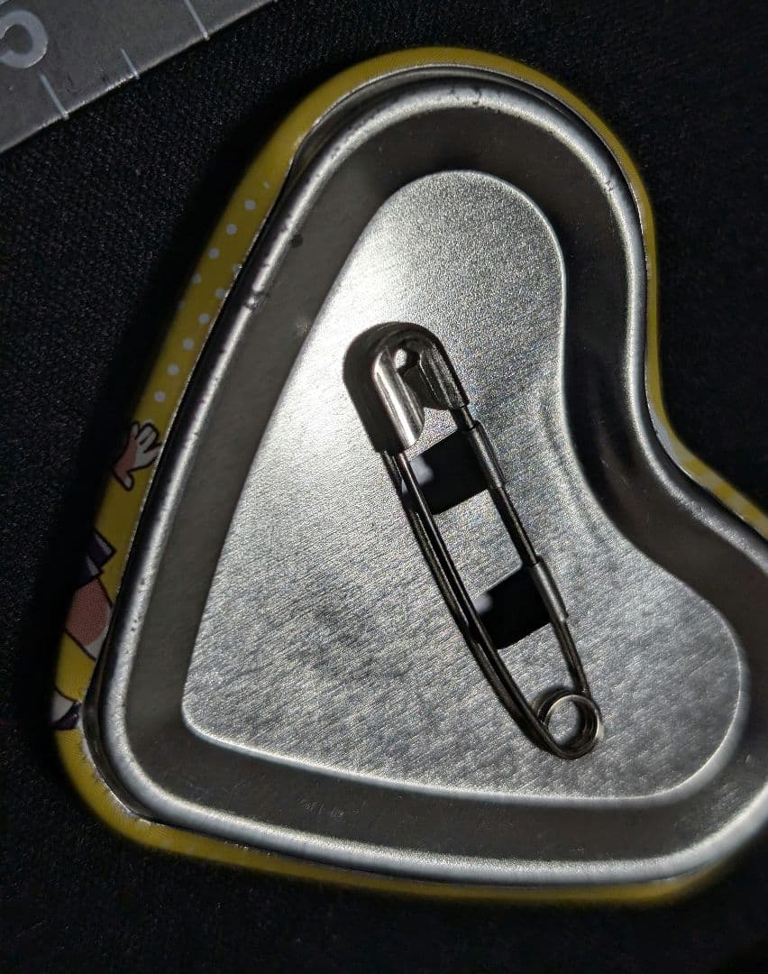 HoneyWorks告白実行委員会 缶バッジ 瀬戸口雛 高見沢アリサ ハニワ