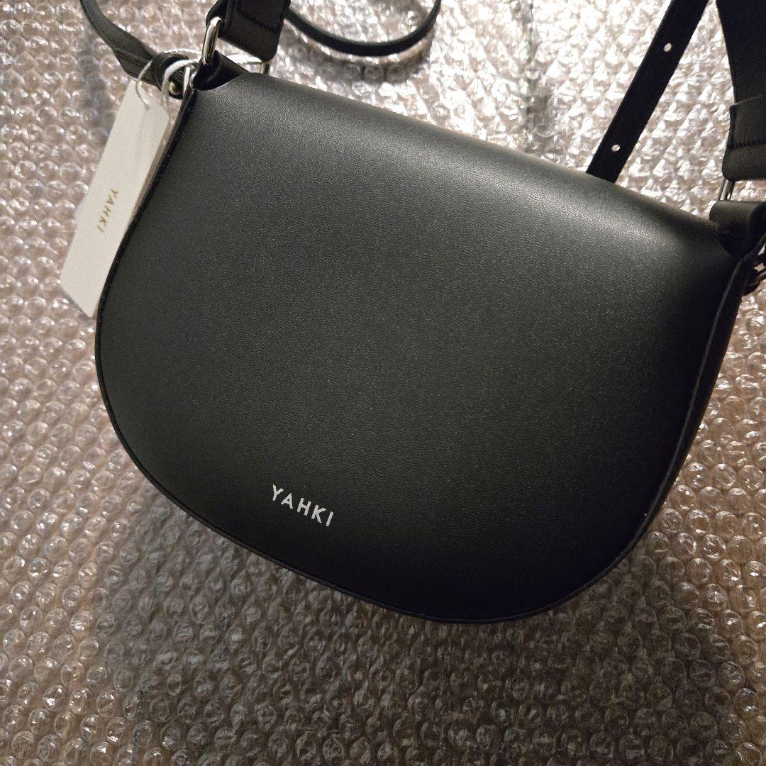 YAHKI ヤーキ VEGAN LEATHER 2WAY ハーフムーンバッグ