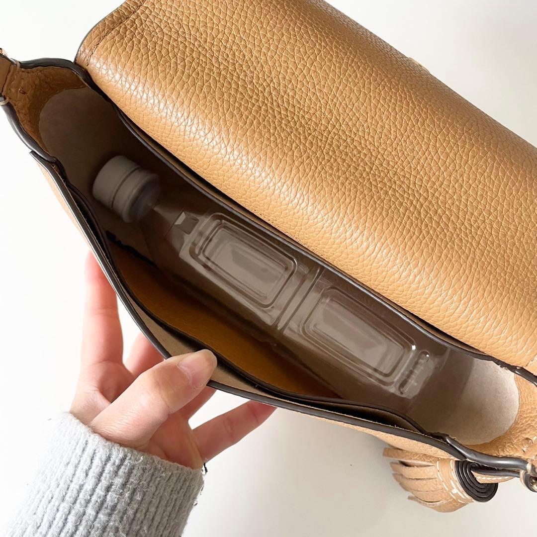 ピノ様【ほぼ新品】TORY BURCH ティア カメラバッグ ショルダーバッグ