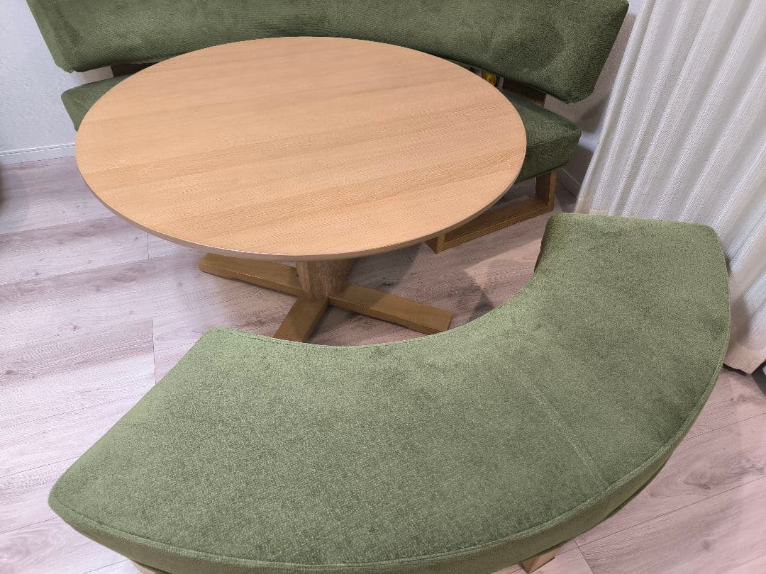 ダイニングテーブル兼ソファテーブル　チェアセット