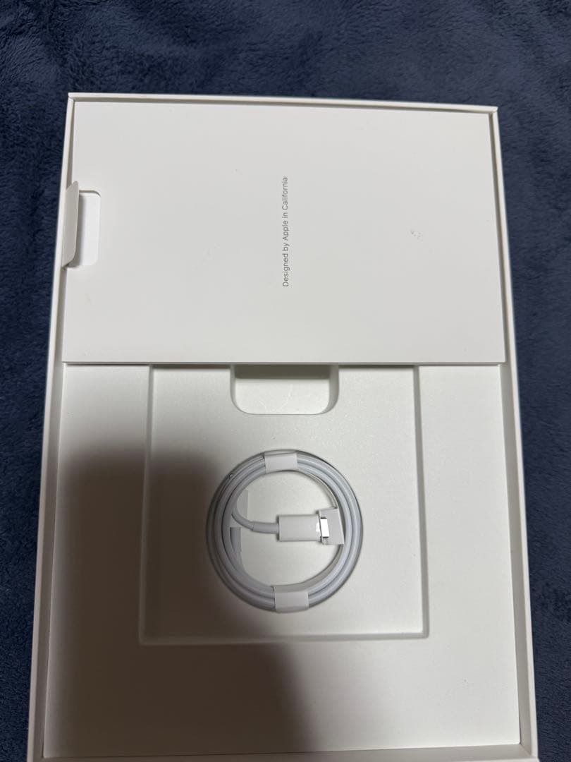 Apple iPad第9世代 Wi-Fi 64GB |カバー＆保護ガラス装着済み