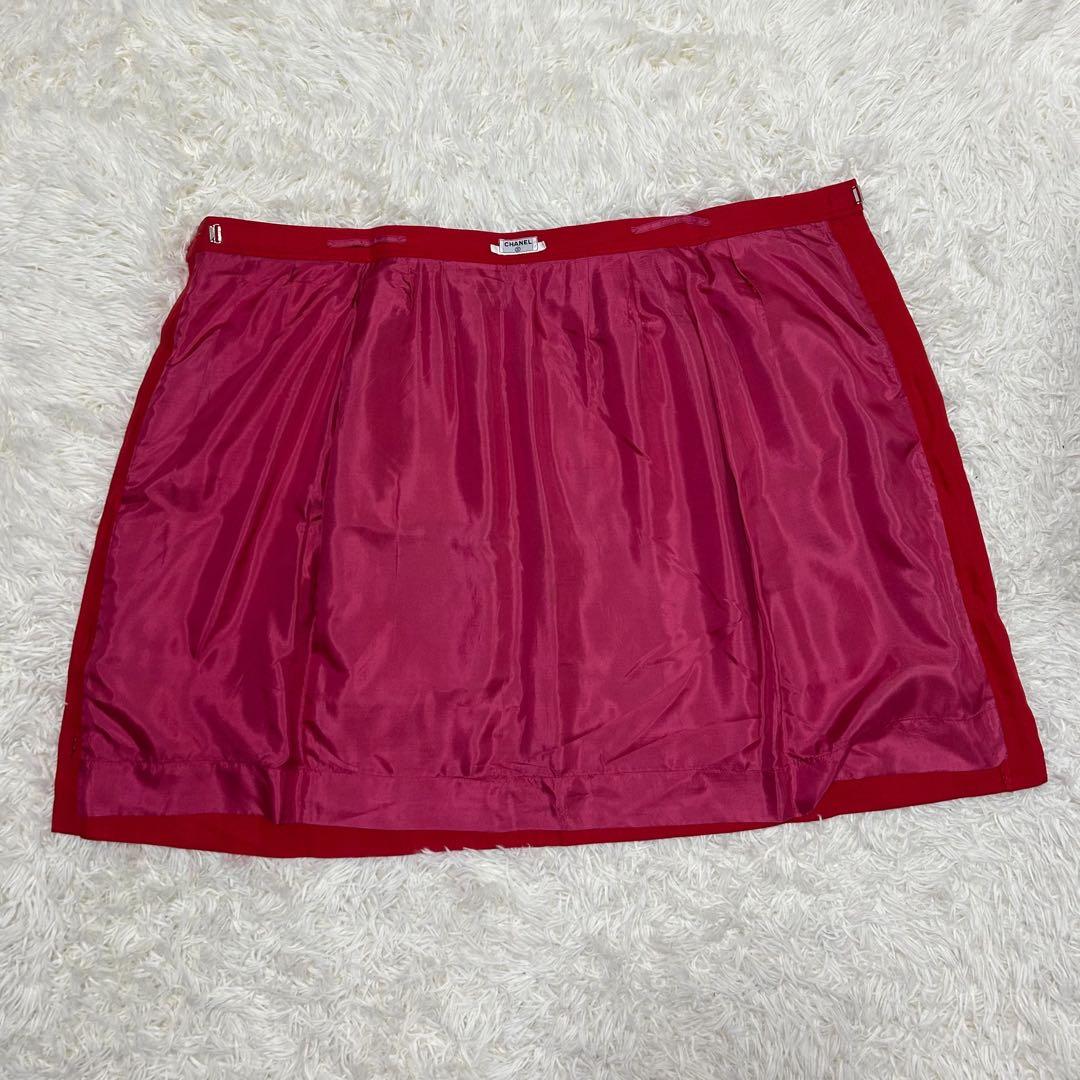 合馬公式アカウント1 　CHANEL スカート　赤　ミディ丈　スーツ地