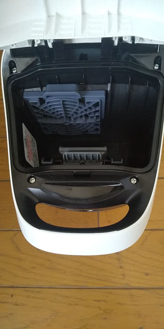 24年製❗軽量型、東芝、紙パック式掃除機(エアーノズル)