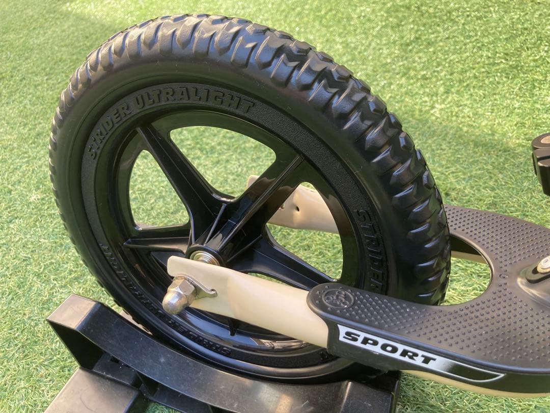 strider ストライダースポーツ ムラサキスポーツ限定アイボリータイヤ新品