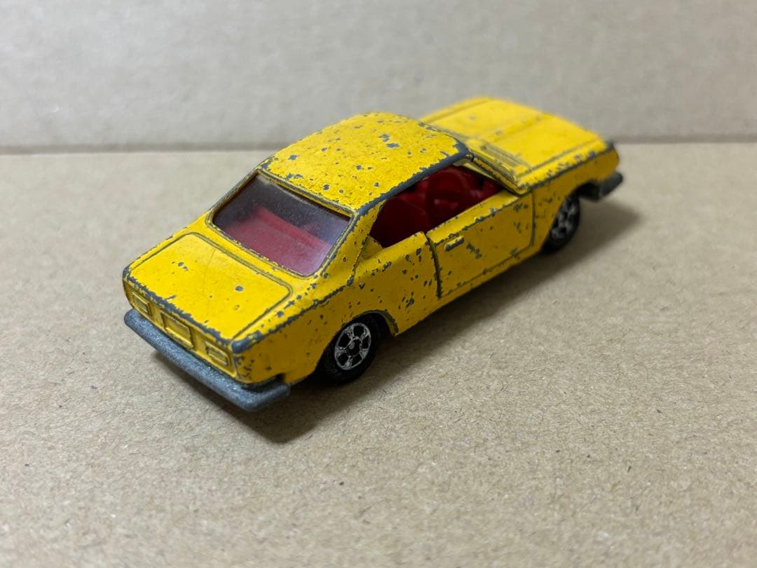 トミカ 1Aホイール コロナ マークII 黄色 黒箱 日本製