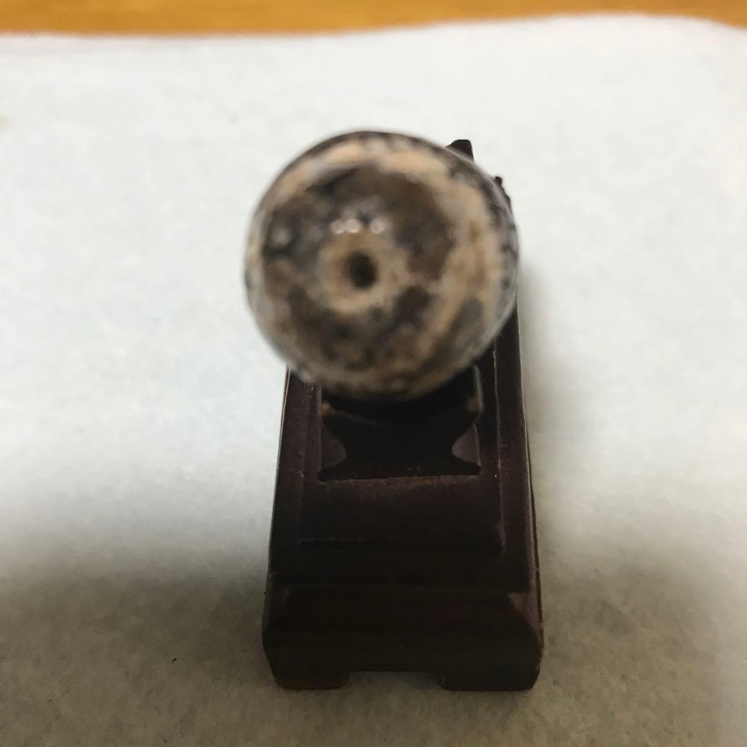 超激レア珍品‼︎ 古代老礦石　龍紋　たまご型卍一眼天珠　マニア向けフジヤマ